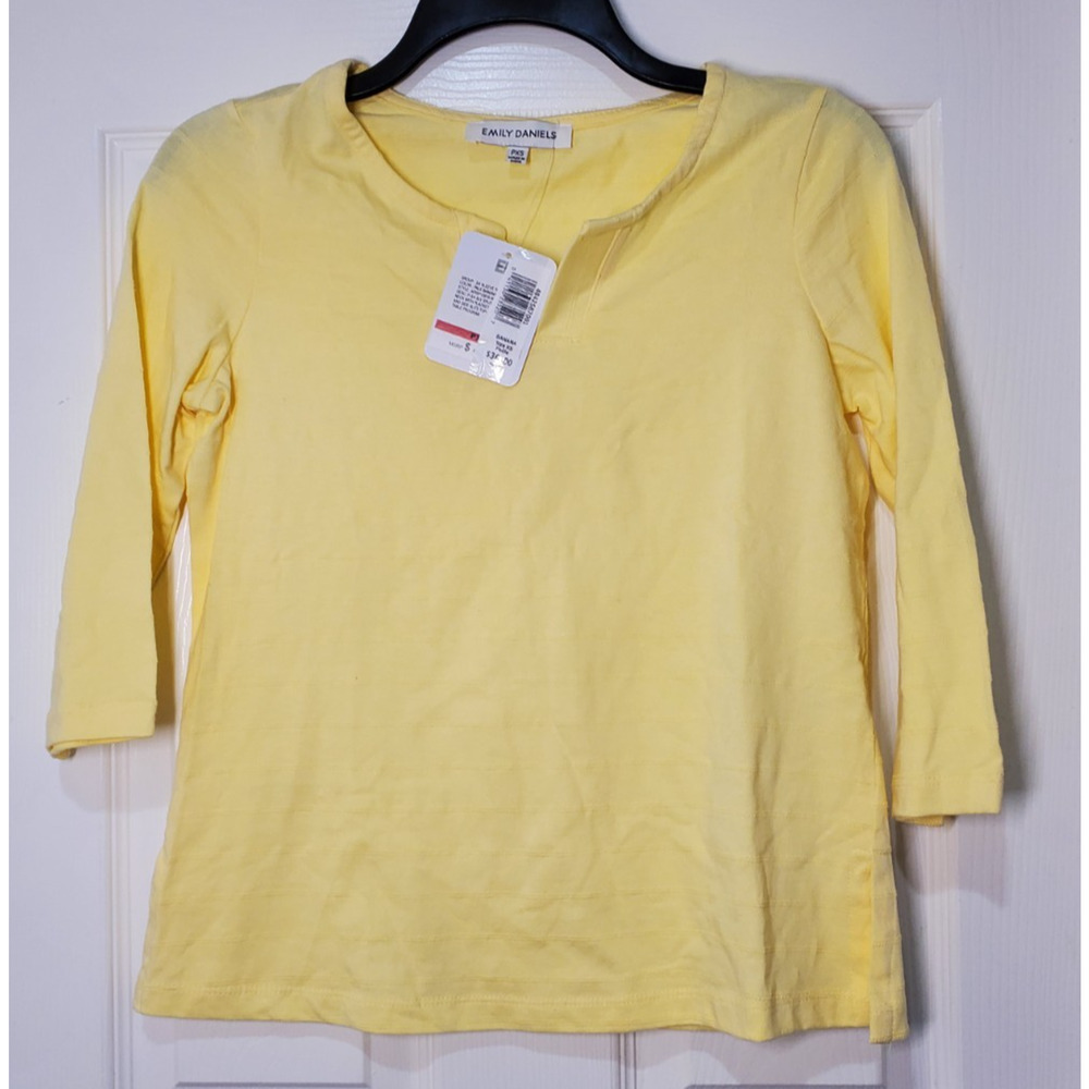 Emily Daniels Top XS Petite Yellow Pale Banana 3/4 Sleeve Split Neck NWT
